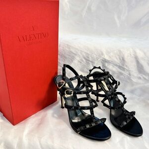 Valentino Garavani Rockstud leather sandals